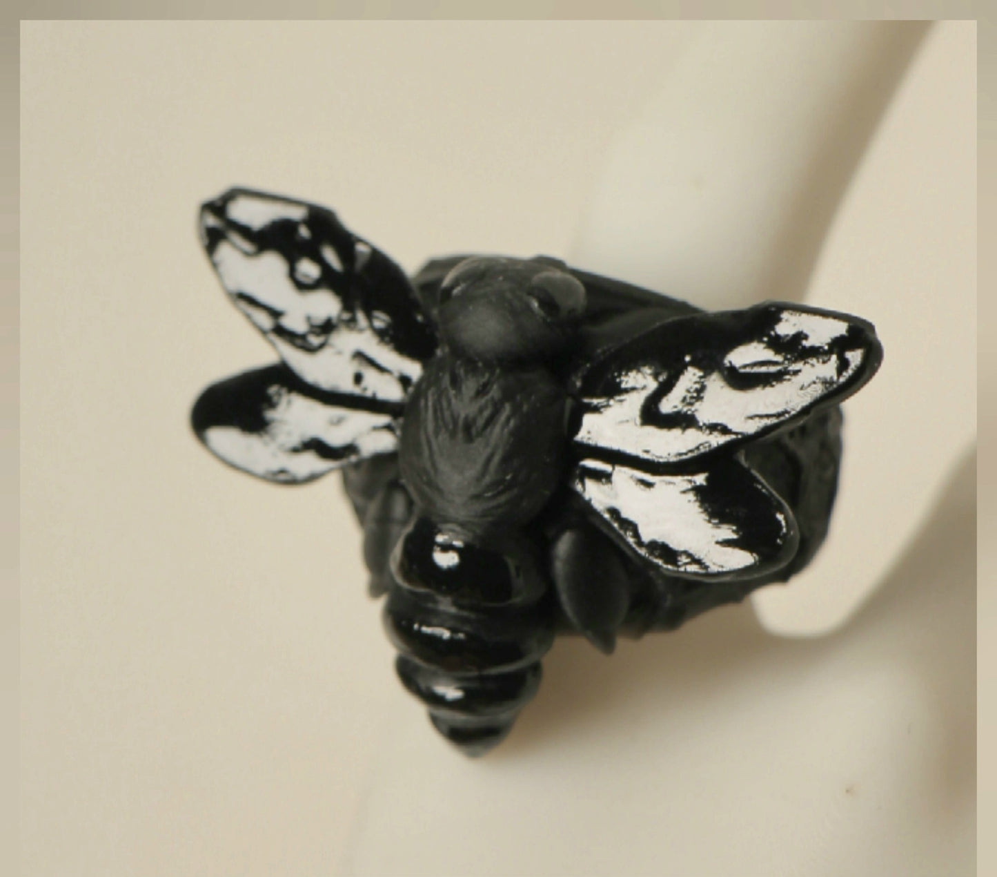 Anillos negro