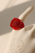 Cargar imagen en el visor de la galería, Anillo rosa rojo escarlata
