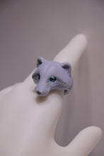 Cargar imagen en el visor de la galería, Anillos gris Sólido texturizado
