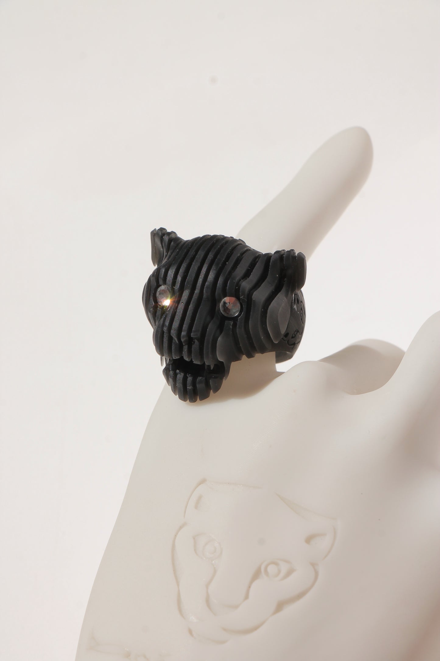 Anillos negro