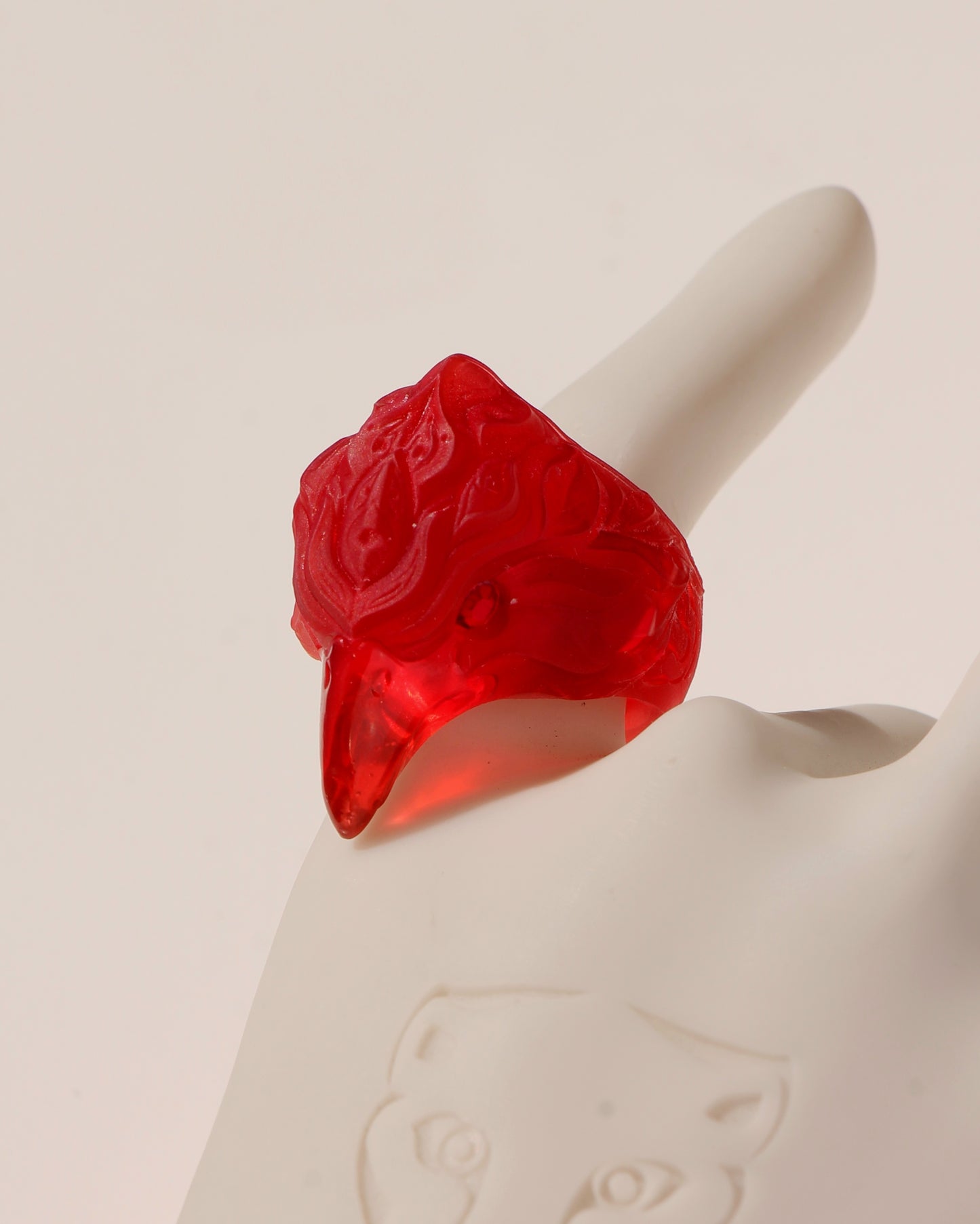 Anillos rojo translucido