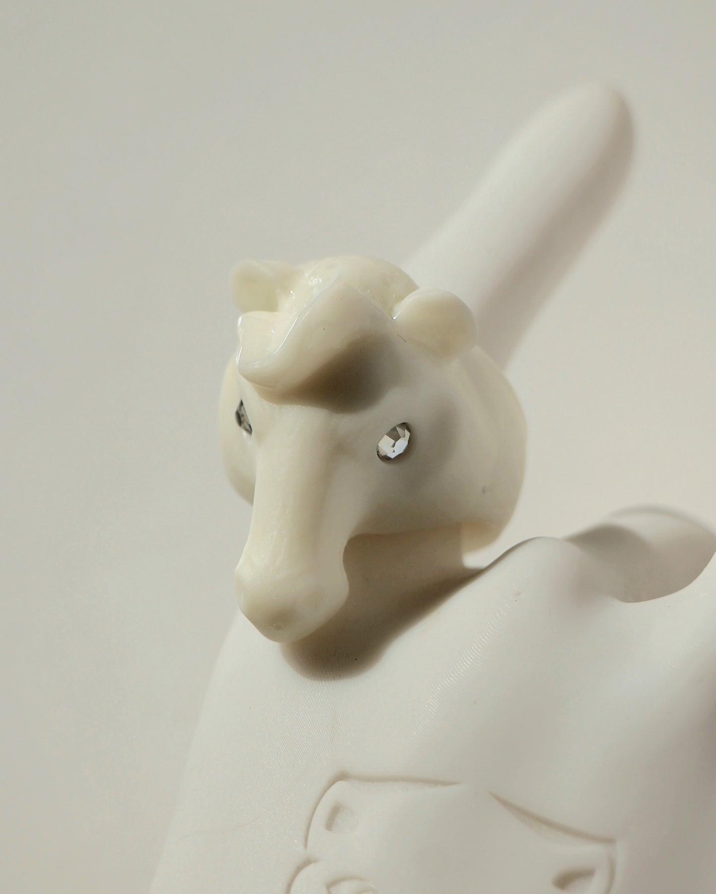 Anillos blanco Monocromáticos