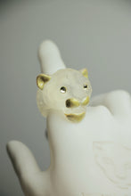 Cargar imagen en el visor de la galería, Anillos Blanco plateado
