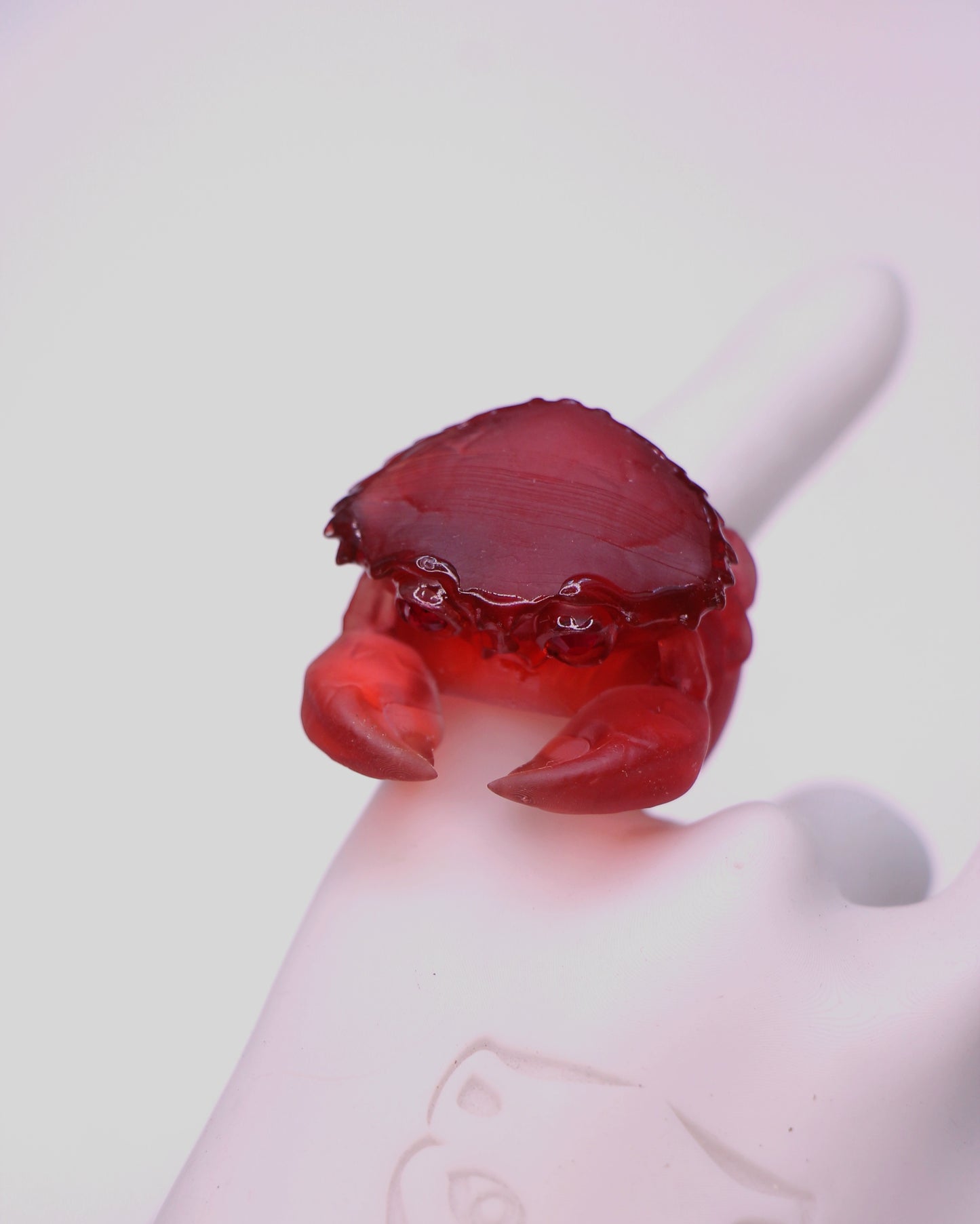 Anillos rojo translucido