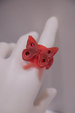 Cargar imagen en el visor de la galería, Anillo Mariposa Sólido texturizado
